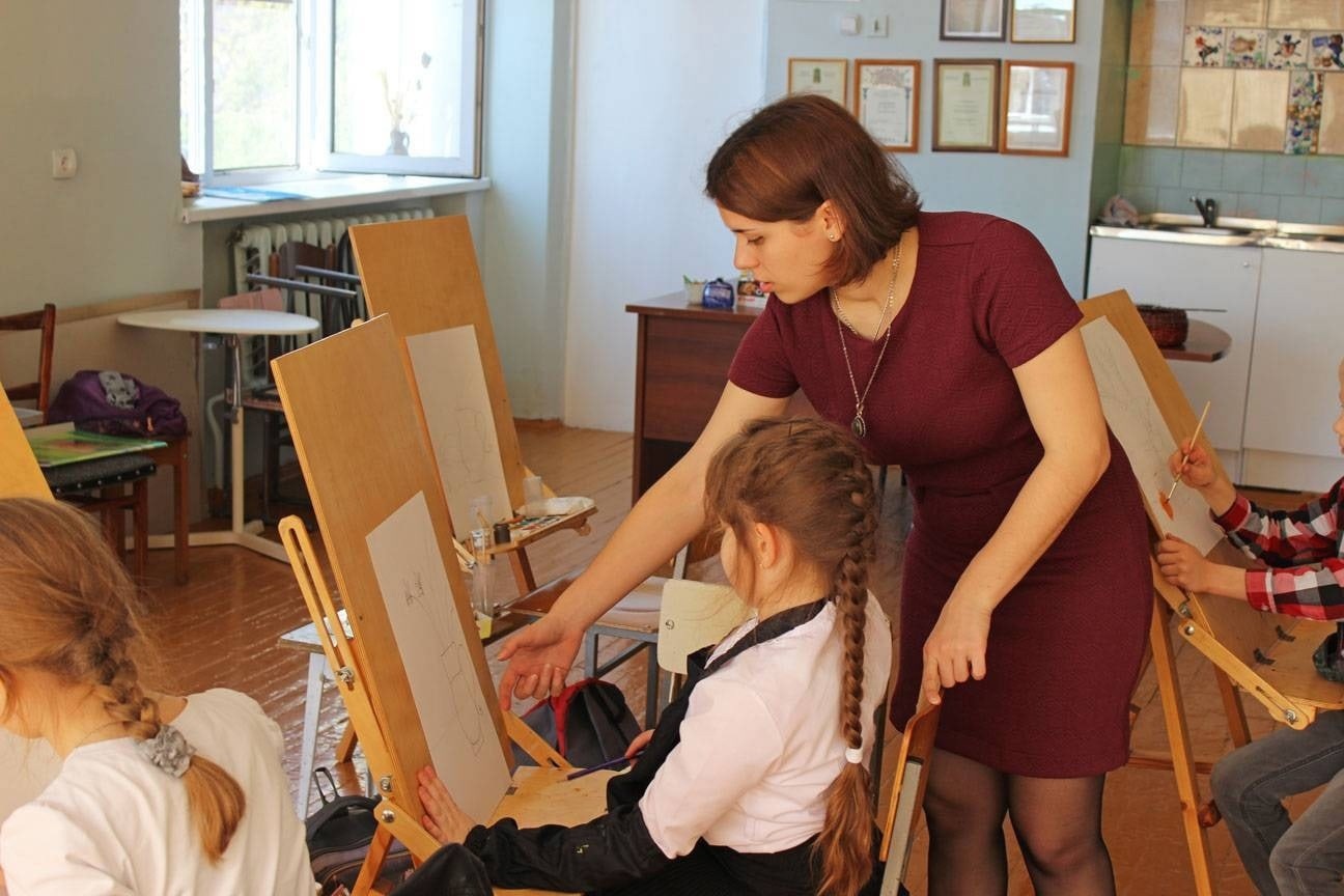 Школьный вернисаж – школа и учителя в изобразительном искусстве (2023 - год педагога и наставника) 